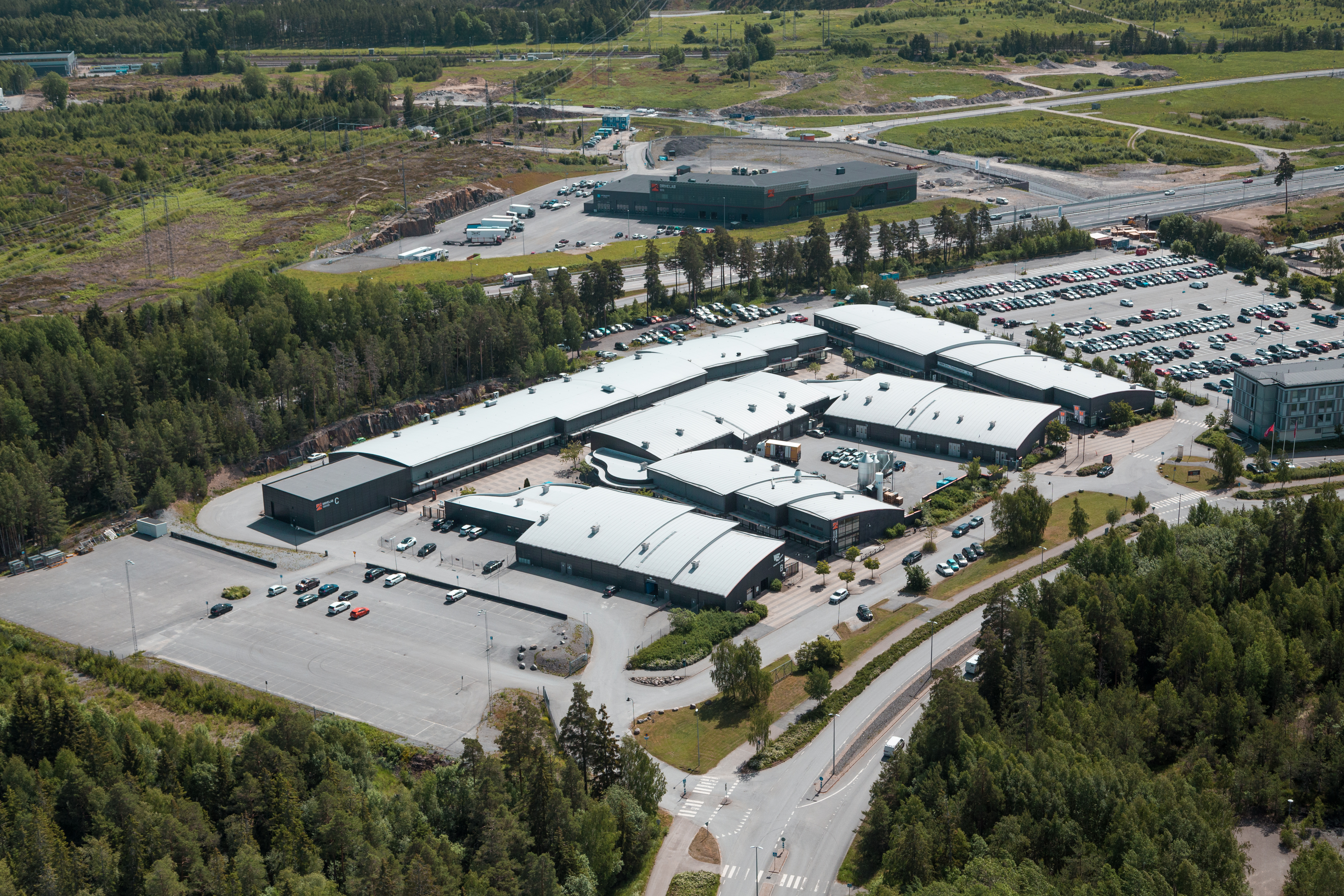 Flygbild över Arlandastad där Hyundai har sin Training Academy